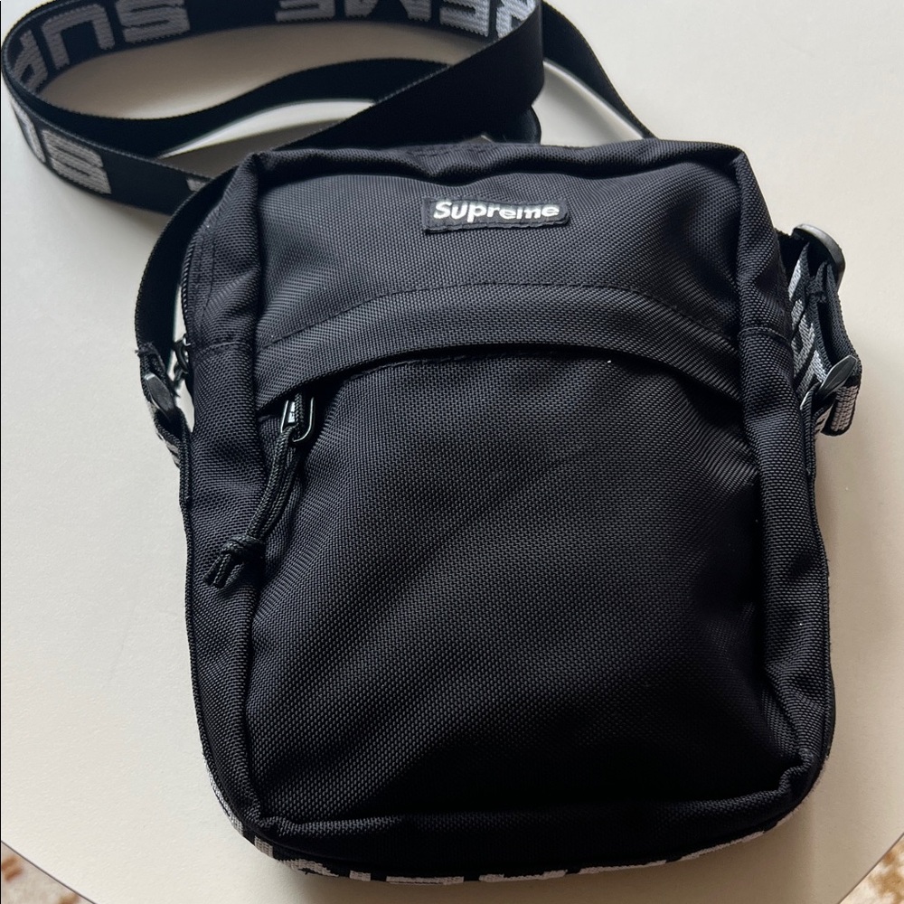 Supreme Black Messenger Bag